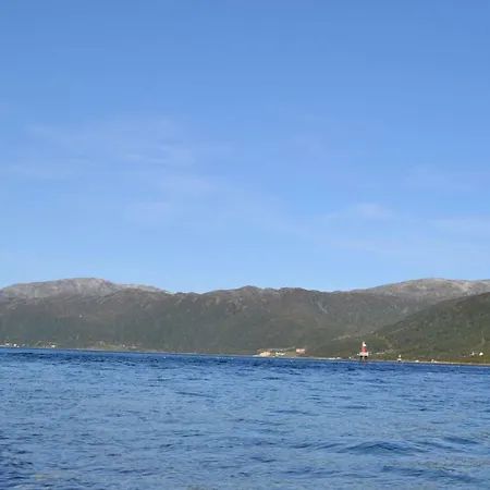 Kvaløya Feriehus Futrikelv